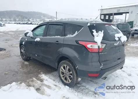 2017 Ford Escape Se from USA, damaged, VIN 1FMCU9GD1HUC37711